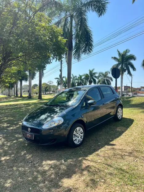 FIAT Punto 1.4 4P ATTRACTIVE FLEX, Foto 2