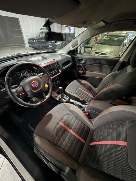 FIAT Toro 1.8 16V 4P FLEX FREEDOM ROAD AUTOMTICO, Foto 7
