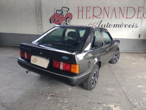 FORD Escort 1.6 GL, Foto 2