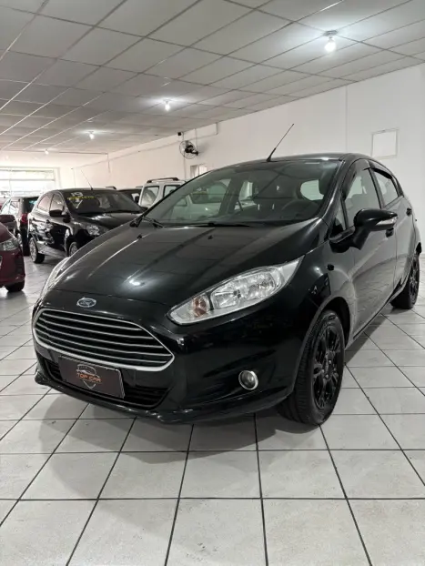 FORD Fiesta Hatch 1.6, Foto 1