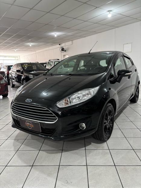 FORD Fiesta Hatch 1.6, Foto 9