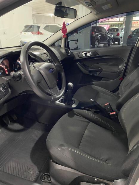 FORD Fiesta Hatch 1.5 16V 4P S FLEX, Foto 4