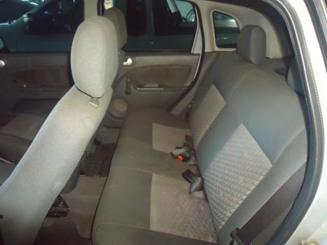 FORD Fiesta Hatch 1.0 4P SUPERCHARGER, Foto 4