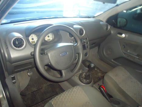 FORD Fiesta Hatch 1.0 4P SUPERCHARGER, Foto 6