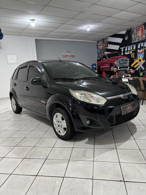 FORD Fiesta Hatch 1.6, Foto 2