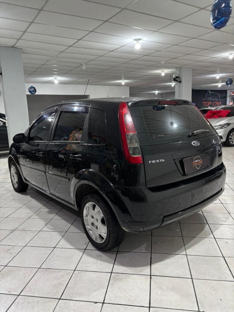 FORD Fiesta Hatch 1.6, Foto 6