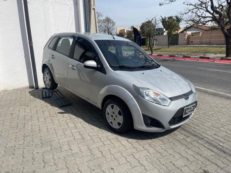 FORD Fiesta Hatch 1.6 4P, Foto 2