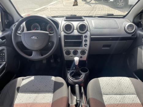 FORD Fiesta Hatch 1.6 4P, Foto 7
