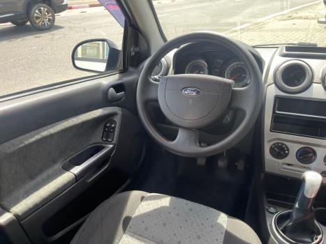 FORD Fiesta Hatch 1.6 4P, Foto 8