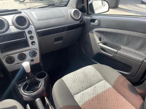 FORD Fiesta Hatch 1.6 4P, Foto 9