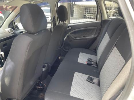 FORD Fiesta Hatch 1.6 4P, Foto 10