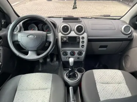 FORD Fiesta Hatch 1.6 4P FLEX, Foto 7
