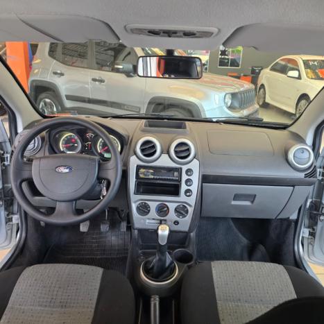 FORD Fiesta Sedan 1.6 4P ROCAM FLEX, Foto 10