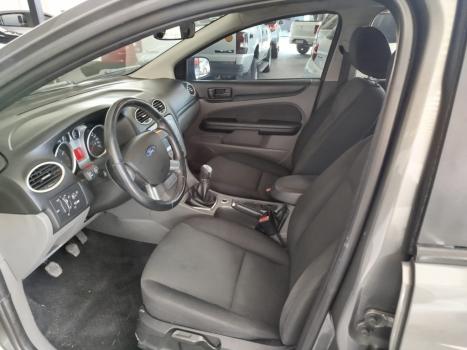 FORD Focus Hatch 1.6 4P, Foto 3