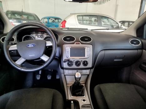 FORD Focus Hatch 1.6 4P, Foto 8