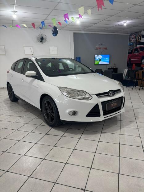 FORD Focus Hatch 2.0 16V 4P FLEX SE PLUS POWERSHIFT AUTOMTICO, Foto 2
