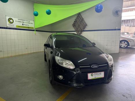 FORD Focus Sedan 2.0 16V 4P FLEX TITANIUM PLUS POWERSHIFT AUTOMTICO, Foto 3