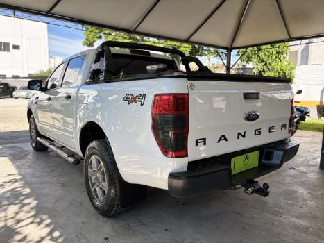 FORD Ranger 2.2 16V XLS DIESEL 4X4 CABINE DUPLA AUTOMTICO, Foto 4