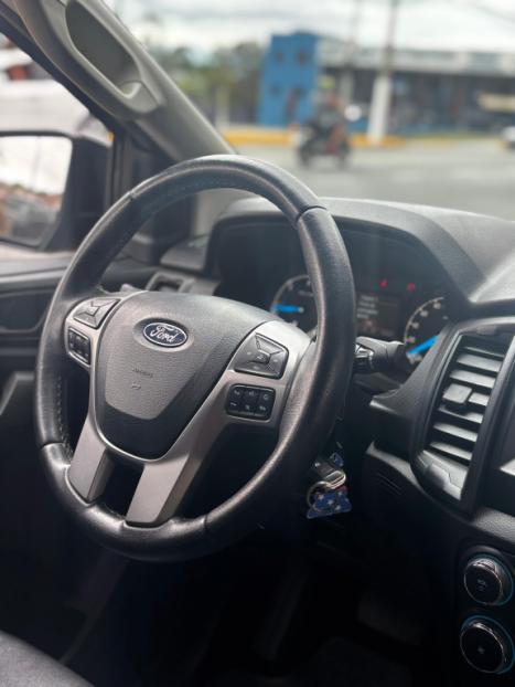 FORD Ranger 2.2 16V BLACK DIESEL CABINE DUPLA AUTOMTICO, Foto 5