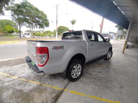 FORD Ranger 3.2 20V XLT 4X4 CABINE DUPLA TURBO DIESEL AUTOMTICO, Foto 2