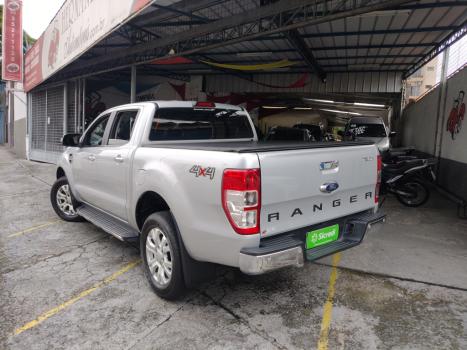 FORD Ranger 3.2 20V XLT 4X4 CABINE DUPLA TURBO DIESEL AUTOMTICO, Foto 4