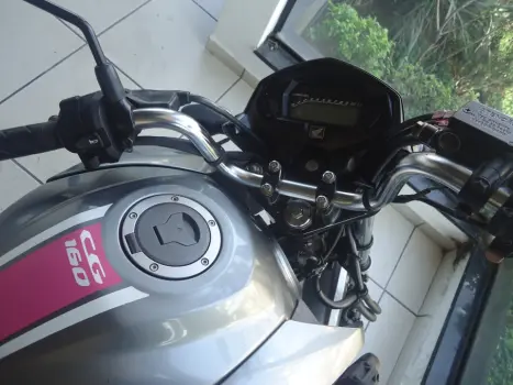 HONDA CG 160 FAN, Foto 2