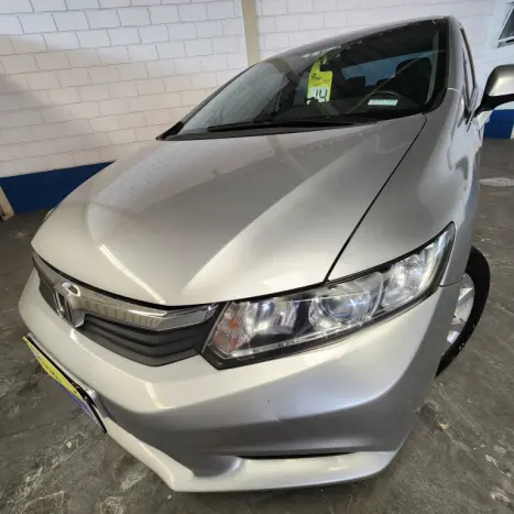 HONDA Civic 1.8 16V 4P FLEX LXS AUTOMTICO, Foto 9