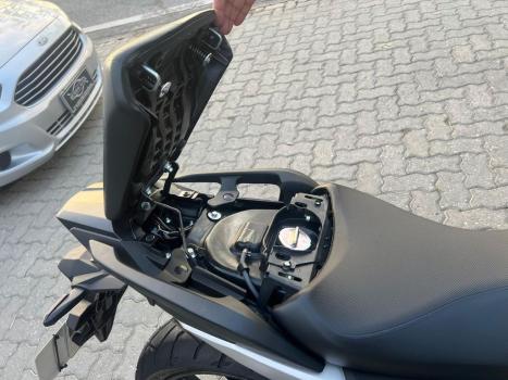 HONDA NC 700 X ABS, Foto 6