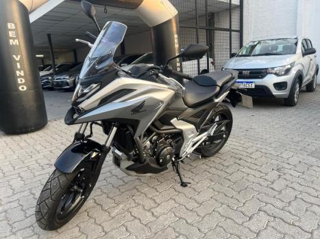HONDA NC 700 X ABS, Foto 10
