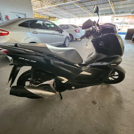 HONDA PCX 150 DLX, Foto 2
