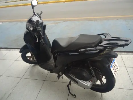 HONDA SH 150 I DLX, Foto 3