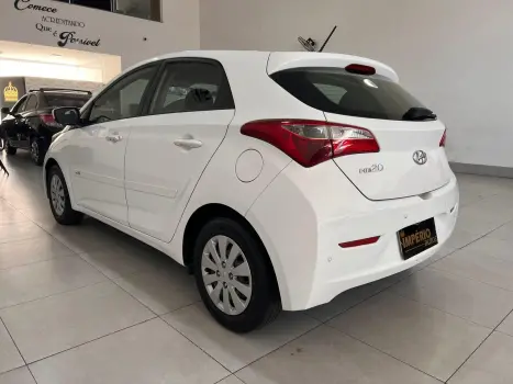 HYUNDAI HB 20 Hatch 1.6 16V 4P COMFORT FLEX AUTOMTICO, Foto 4