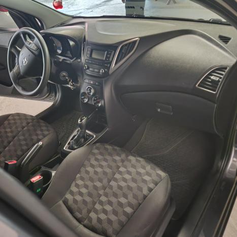HYUNDAI HB 20 Hatch 1.6 16V 4P FLEX COMFORT PLUS AUTOMTICO, Foto 9