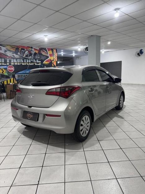 HYUNDAI HB 20 Hatch 1.0 12V 4P FLEX UNIQUE, Foto 3