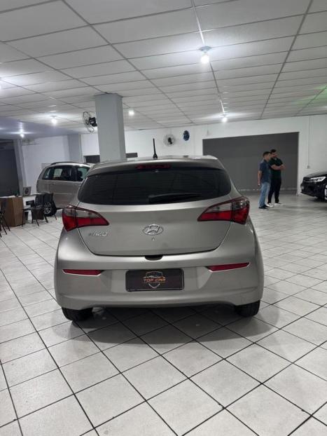 HYUNDAI HB 20 Hatch 1.0 12V 4P FLEX UNIQUE, Foto 4