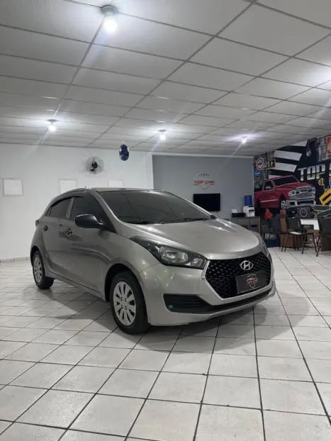 HYUNDAI HB 20 Hatch 1.0 12V 4P FLEX UNIQUE, Foto 6