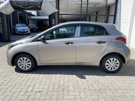 HYUNDAI HB 20 Hatch 1.0 12V 4P FLEX UNIQUE, Foto 4