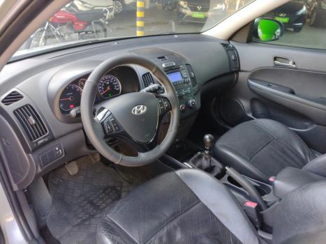 HYUNDAI I30 2.0 16V 4P, Foto 7