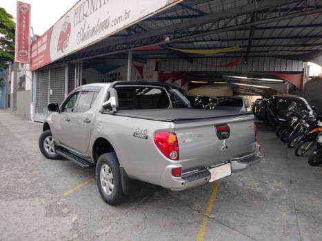 MITSUBISHI L 200 Triton 3.2 16V HPE 4X4 CABINE DUPLA TURBO DIESEL INTERCOOLER, Foto 4