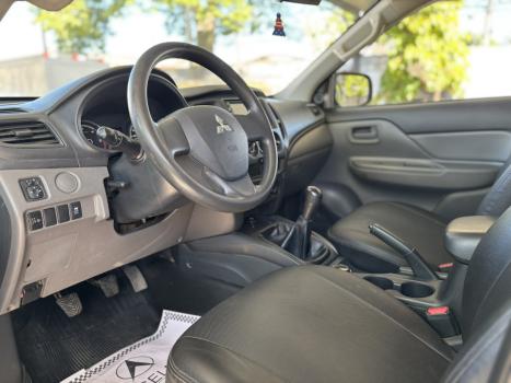 MITSUBISHI L 200 Triton 2.4 16V SPORT GL CABINE DUPLA TURBO DIESEL, Foto 8