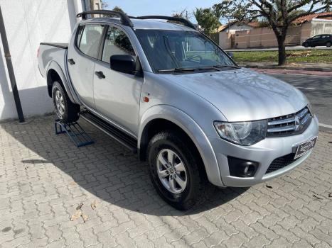 MITSUBISHI L 200 Triton 2.4 16V FLEX HLS CABINE DUPLA, Foto 2