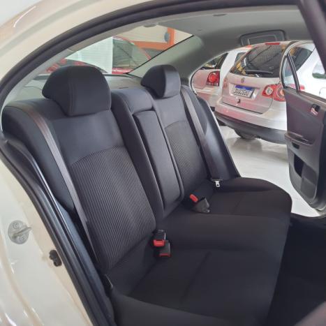 MITSUBISHI Lancer 2.0 16V 4P, Foto 11