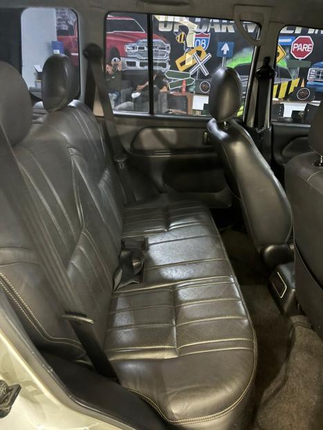 MITSUBISHI Pajero TR4 2.0 16V 4P, Foto 10