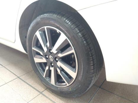 NISSAN Versa Sedan 1.6 16V 4P FLEX ADVANCE XTRONIC AUTOMTICO CVT, Foto 9