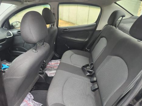 PEUGEOT 207 Sedan 1.4 4P PASSION XR FLEX, Foto 4