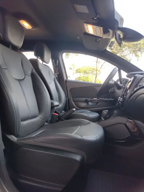 RENAULT Captur 1.3 16V 4P FLEX TCE INTENSE TURBO X-TRONIC AUTOMTICO CVT, Foto 10