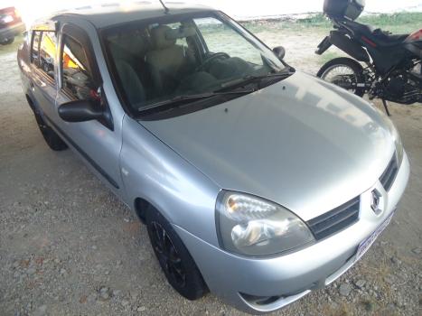 RENAULT Clio Sedan 1.0 16V 4P, Foto 2