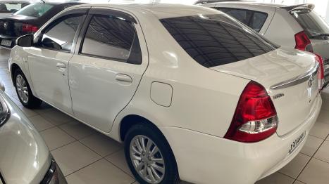 TOYOTA Etios Sedan 1.5 16V 4P FLEX XLS, Foto 2