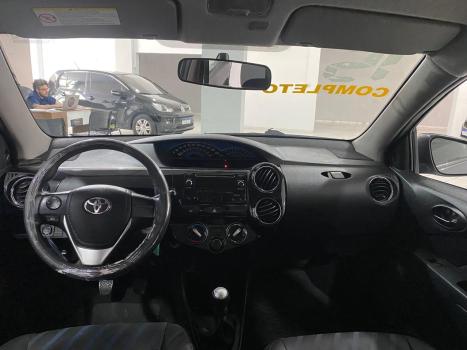 TOYOTA Etios Sedan 1.5 16V 4P FLEX XS, Foto 4