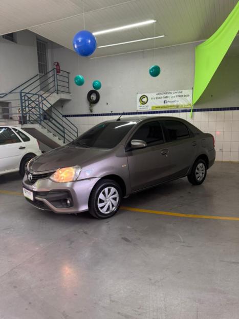 TOYOTA Etios Sedan 1.5 16V 4P FLEX XS, Foto 3